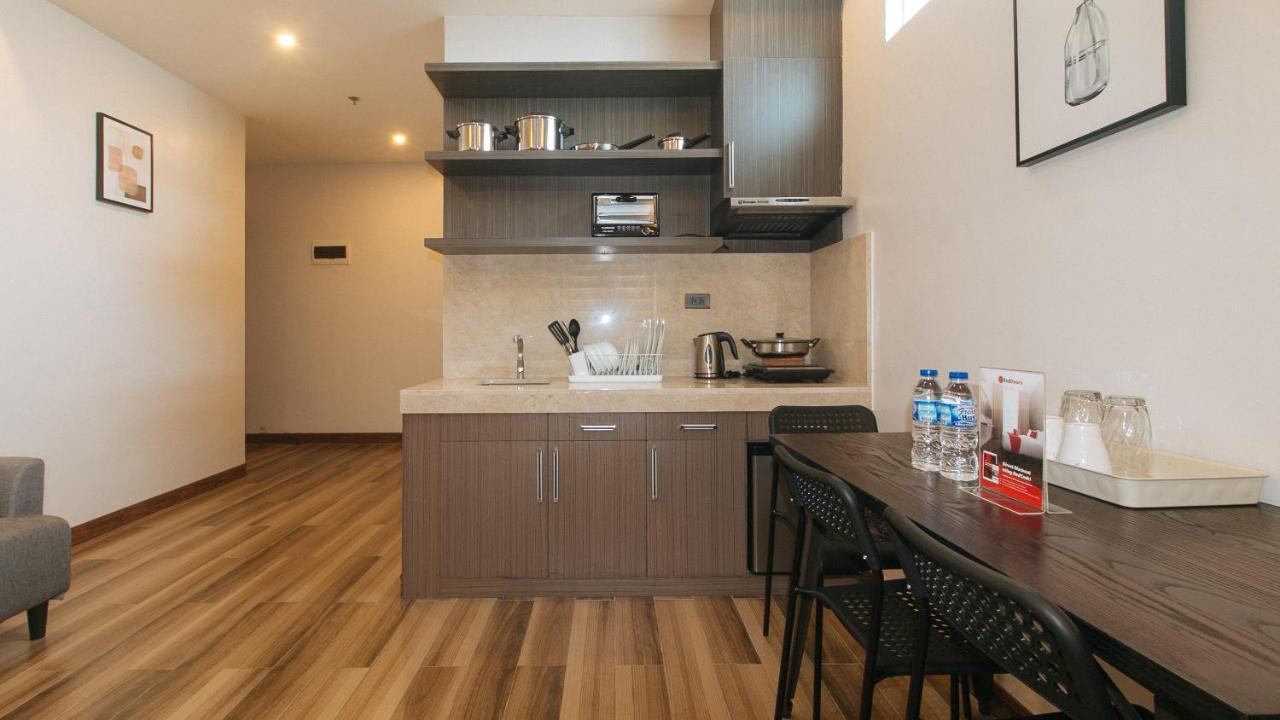 Reddoorz Plus @ Bez Tower And Residences San Juan San Juan  외부 사진
