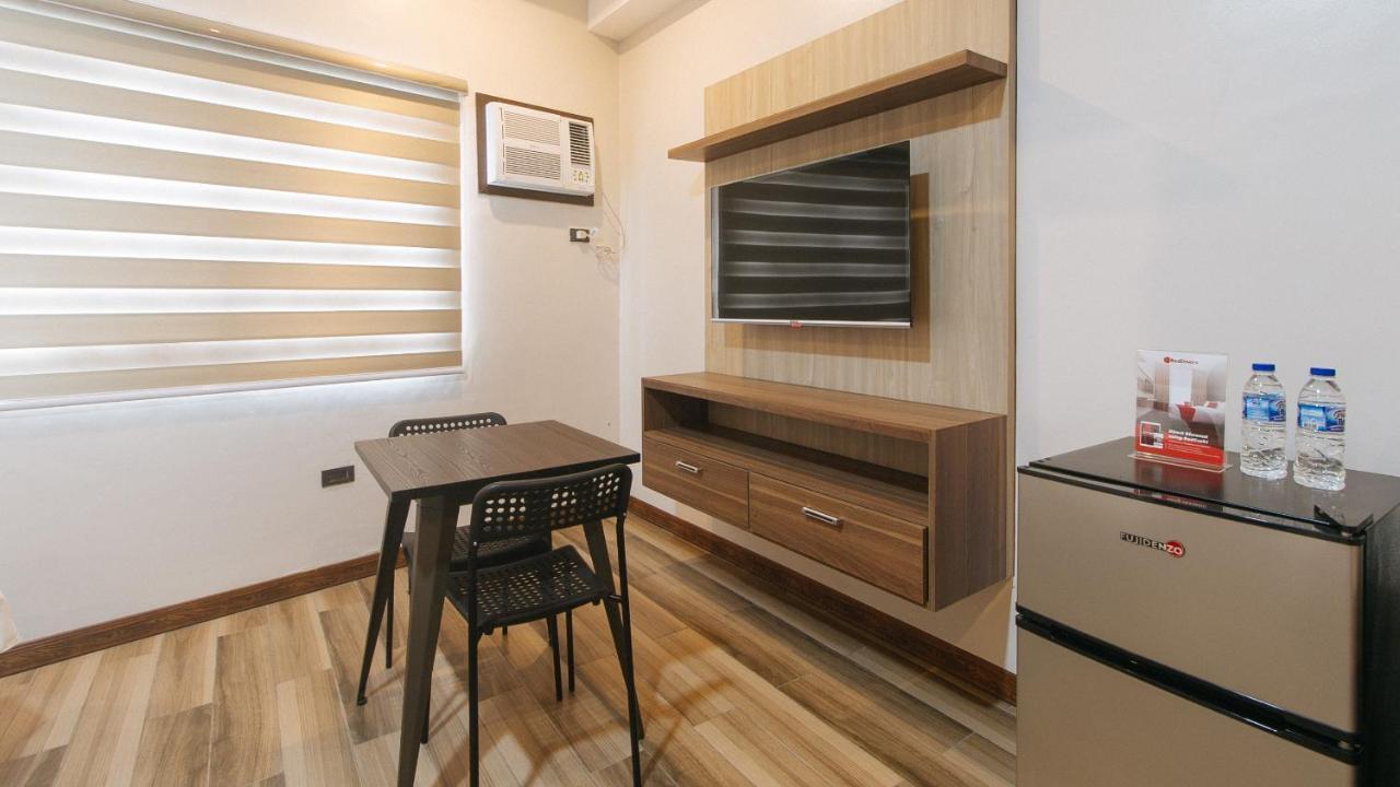 Reddoorz Plus @ Bez Tower And Residences San Juan San Juan  외부 사진