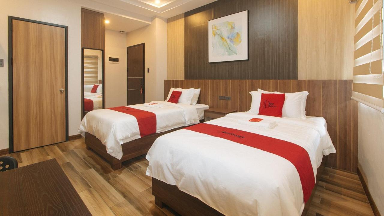 Reddoorz Plus @ Bez Tower And Residences San Juan San Juan  외부 사진