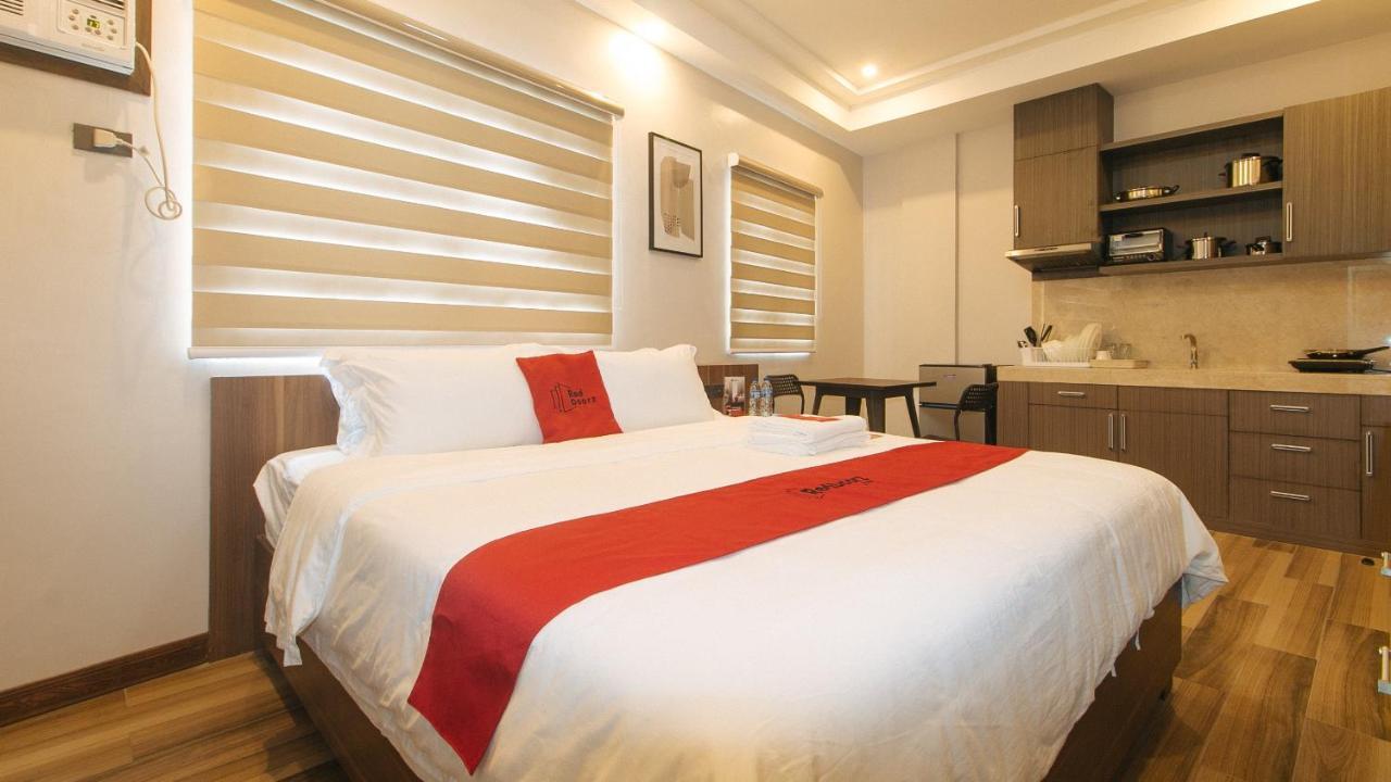 Reddoorz Plus @ Bez Tower And Residences San Juan San Juan  외부 사진