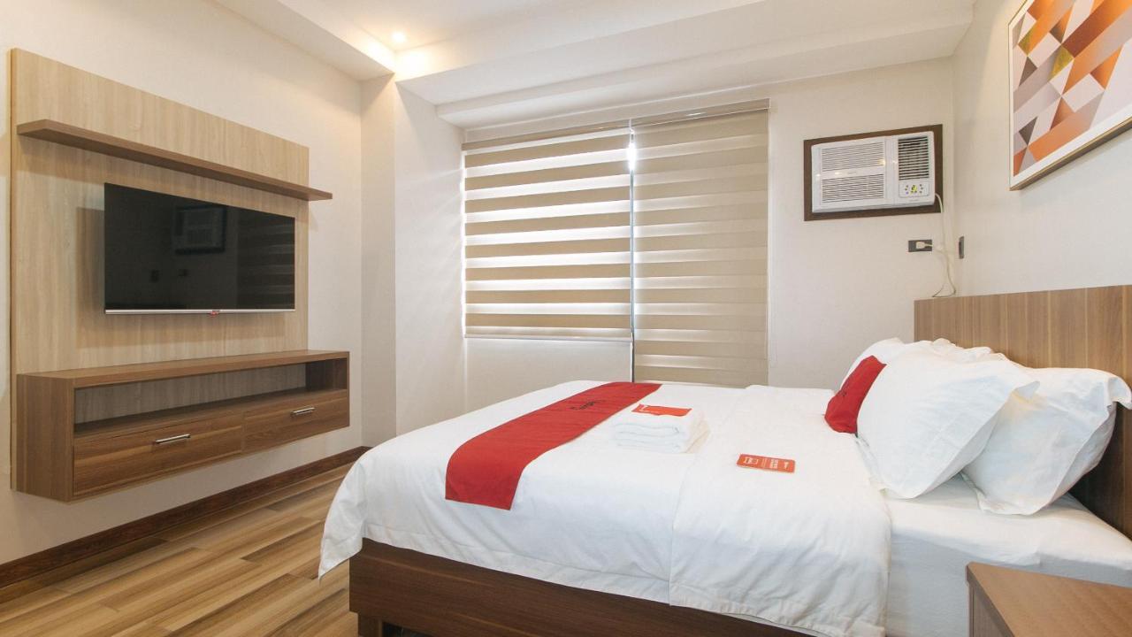 Reddoorz Plus @ Bez Tower And Residences San Juan San Juan  외부 사진