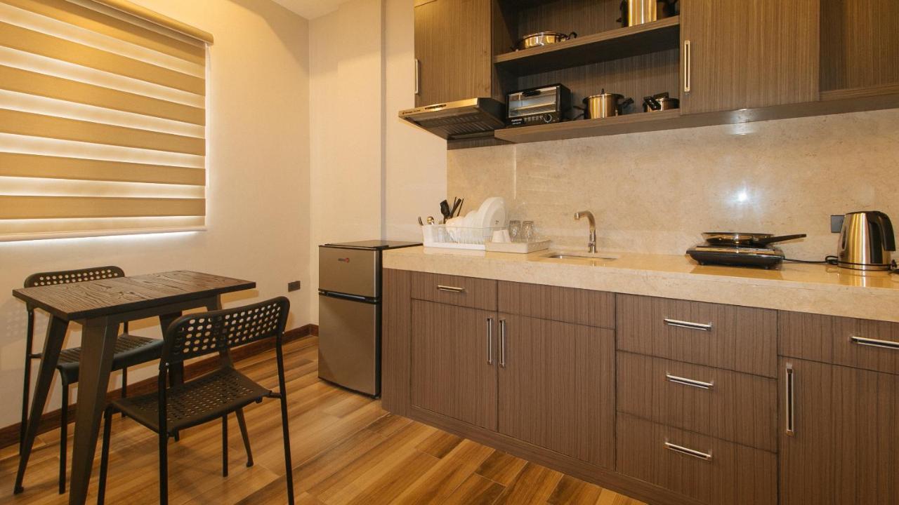 Reddoorz Plus @ Bez Tower And Residences San Juan San Juan  외부 사진